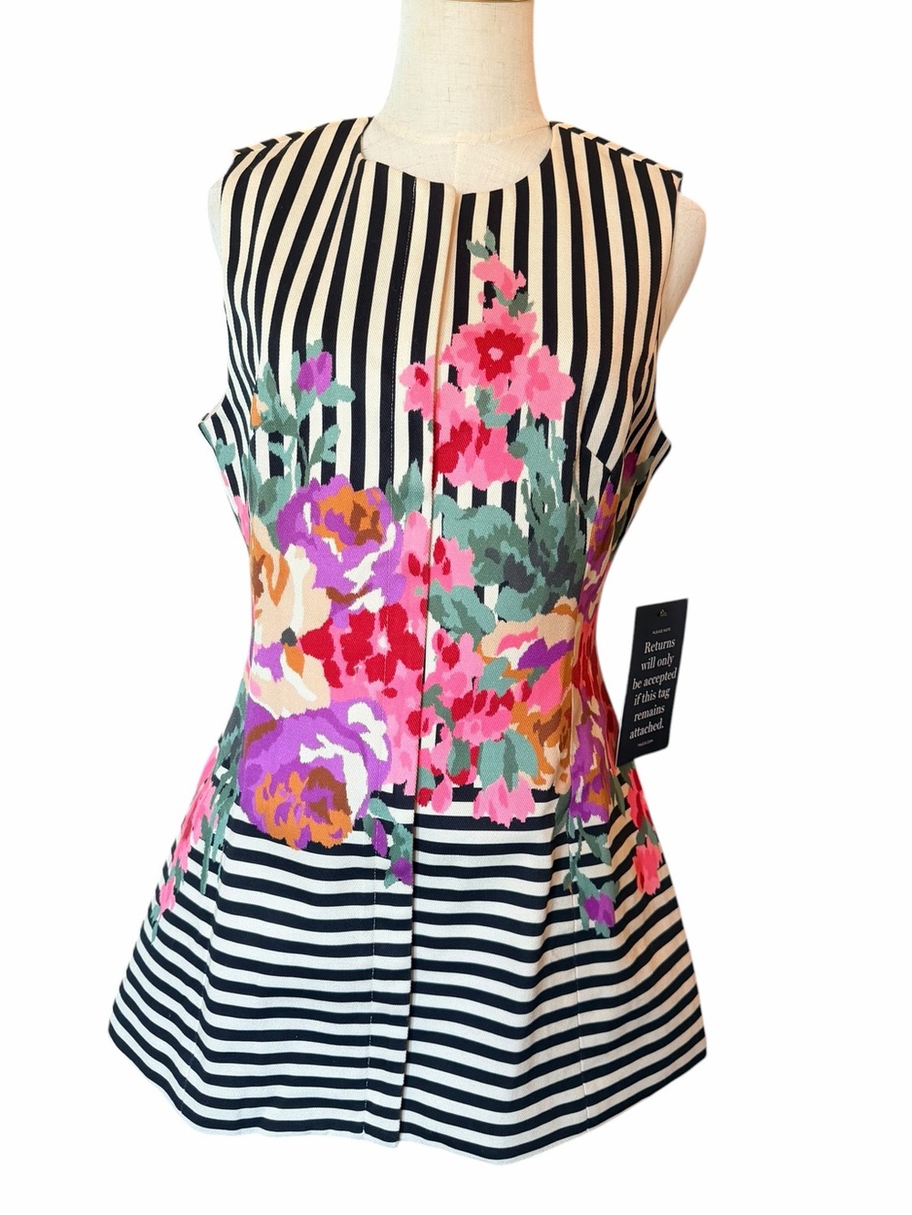 Tuckernuck Structured Rhoda Tunic Top Floral Stripe Black White Sz 8 NWT - Picture 11 of 12